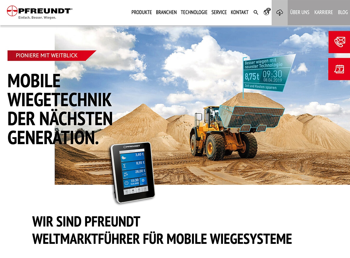 Bagger mit Pfreundt-Wiegesystem in Sandgrube, zeigt Gewicht auf Display, robuste mobile Wiegetechnik der nächsten Generation.